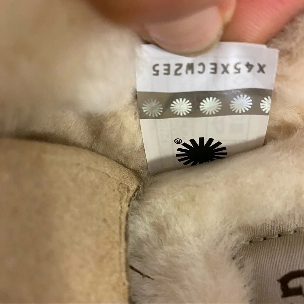 UGG |  Cluggette Fur Lined Slippers In Chestnut NEW In Box - Picture 6 of 12